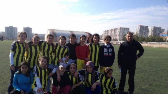 Fatih Ortaokulu Futbol Takımı Yıldızlar Futbol Turnuvasında İl Birincisi Oldu
