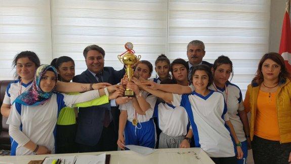 Ambar Ortaokulu Kız Futbol Takımının Başarısı