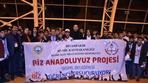 Bismil Kaymakamı ve Belediye Başkanı Gülenç İlk Öğrenci Kafilesini Çanakkaleye Uğurladı